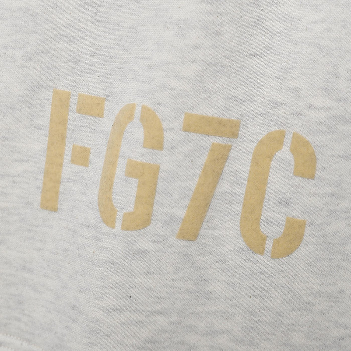 Fear of God  ESSENTIALS 7C SHORTS