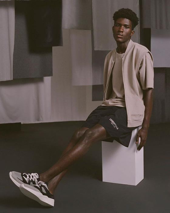 Fear Of God ESSENTIALS 3M Reflective Shorts